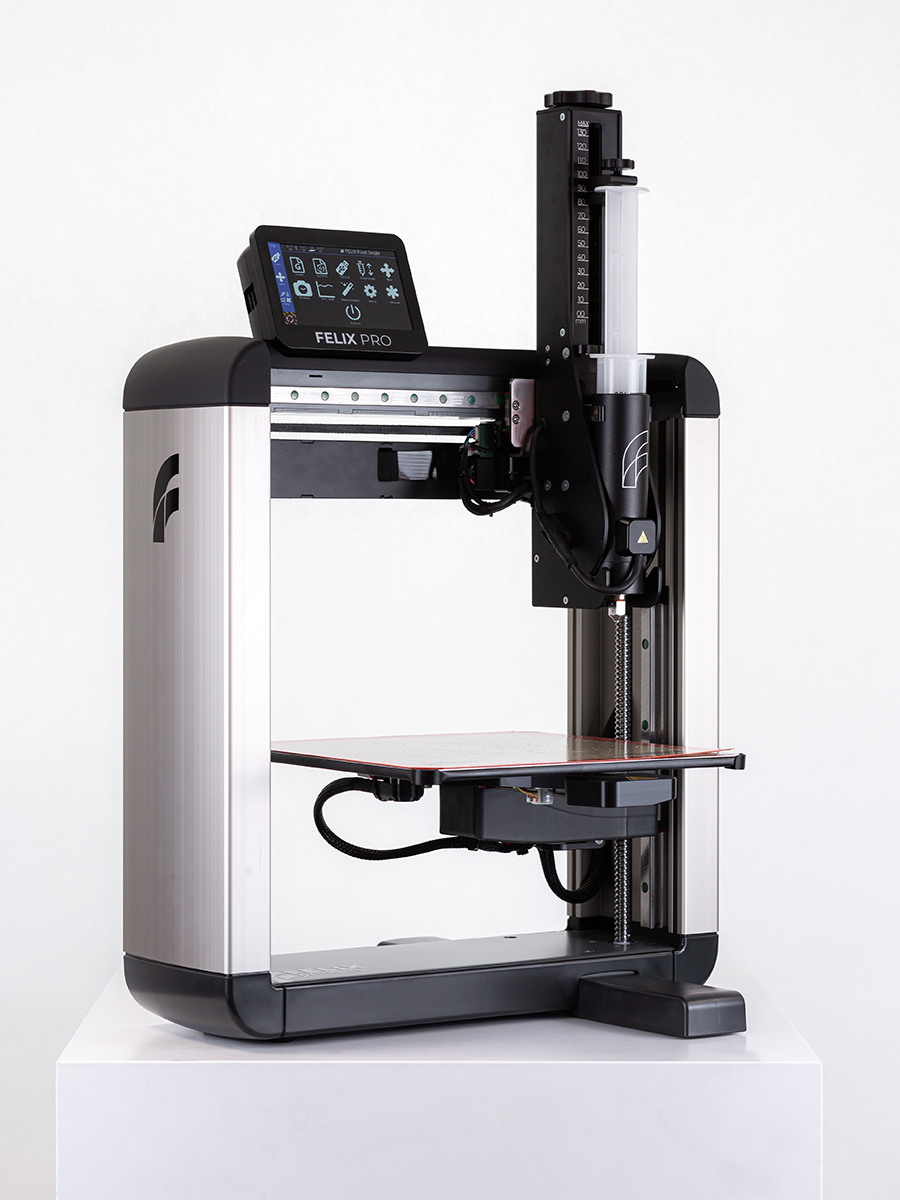 Felix 3D food printer with plastic basic syringe, angled mid-shot – affordable entry-level 3D food printing