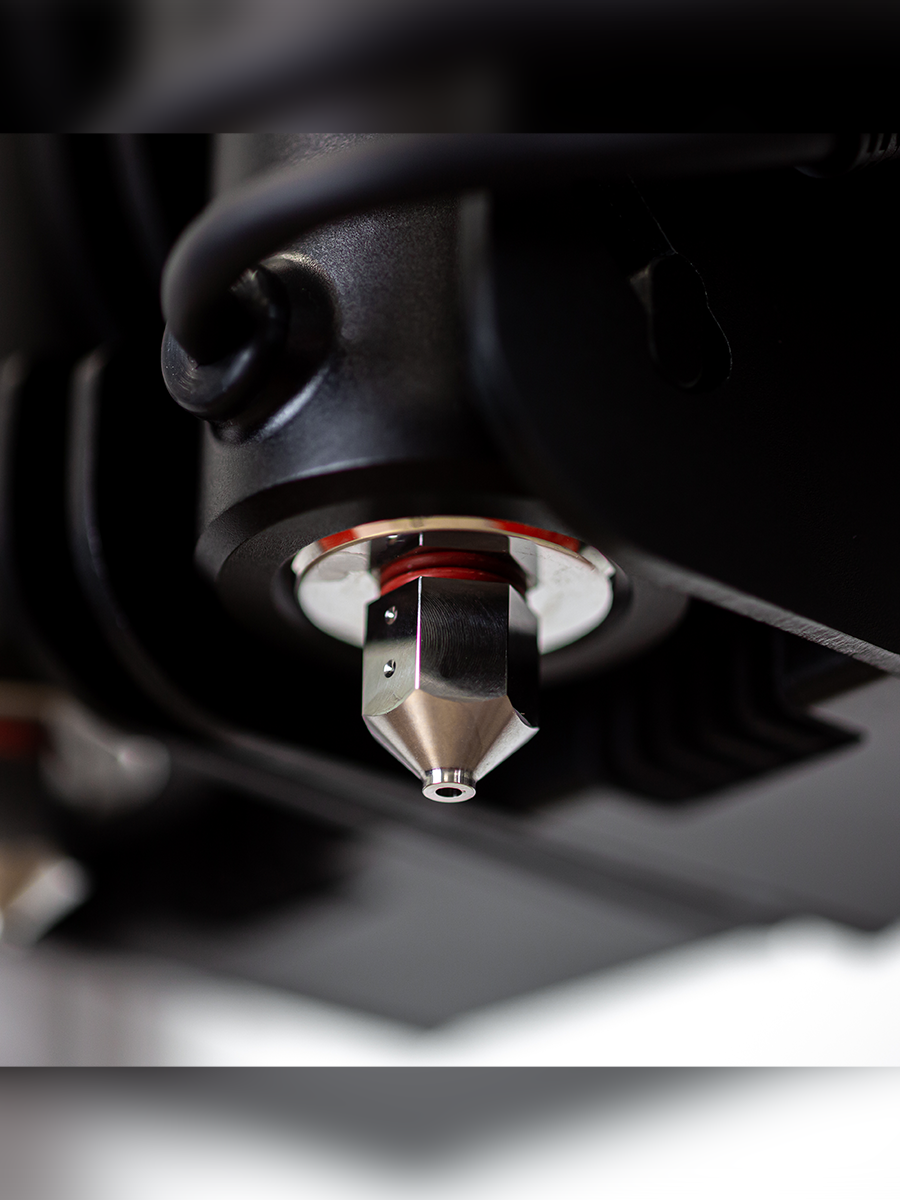 Bottom view premium nozzle Felix Switch 3D food printer – ultra-fine lines for intricate 3D food details